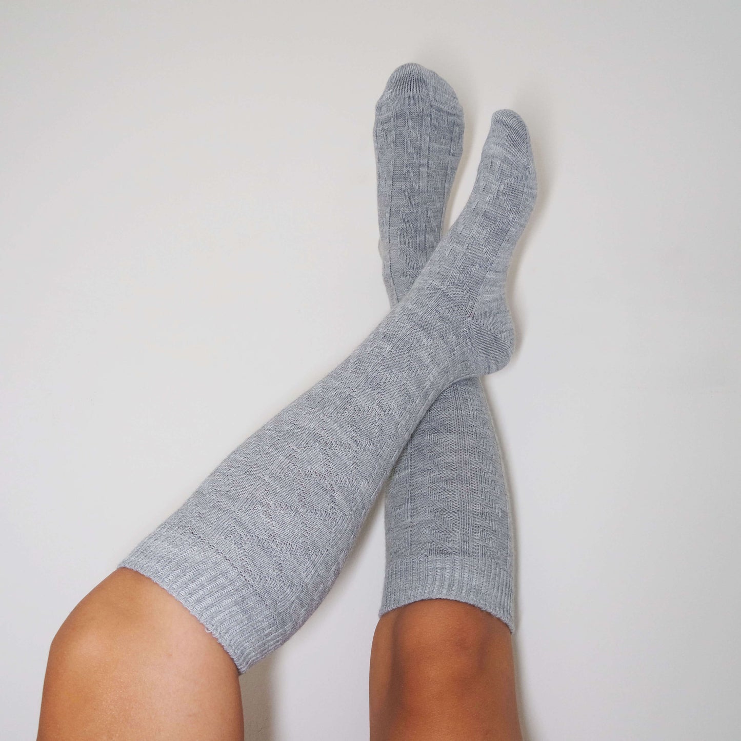 Women's Wool Knee High Socks / Black-Light Gray-Dark Gray