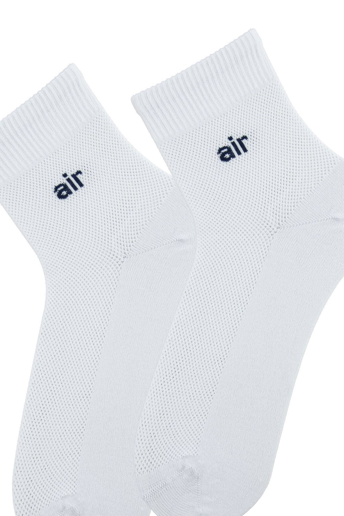 Women's air performance socks in a low-cut design, providing excellent ventilation and breathability for athletic activities.