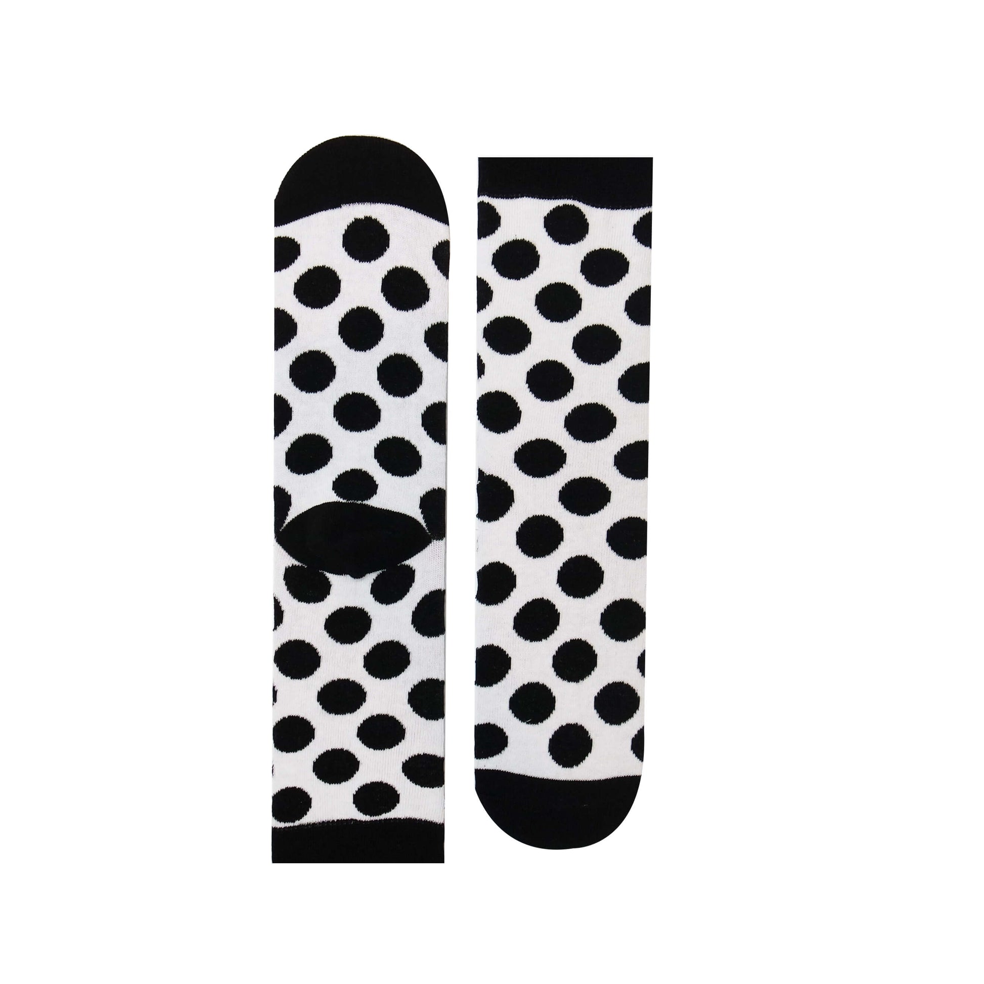 women's cotton socks with a playful polka dot pattern, combining style and comfort.
