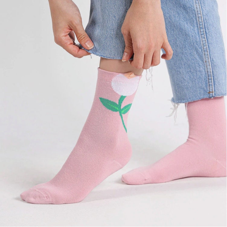 4-Pack Floral Pattern Women's Socks, Tulip Socks, 3d Tulip Hosiery, Premium Cotton Gift Socks, Get Well Soon Socks, Self Care Package Items