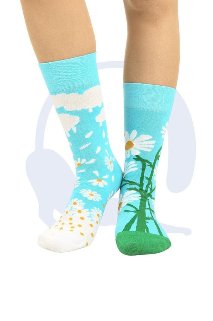 Daisy Mismatched Socks, Floral Socks, Flowers Mismatched Socks, Fresh Start, Matched Couple Socks, Positivity Socks, Good Mood Sock