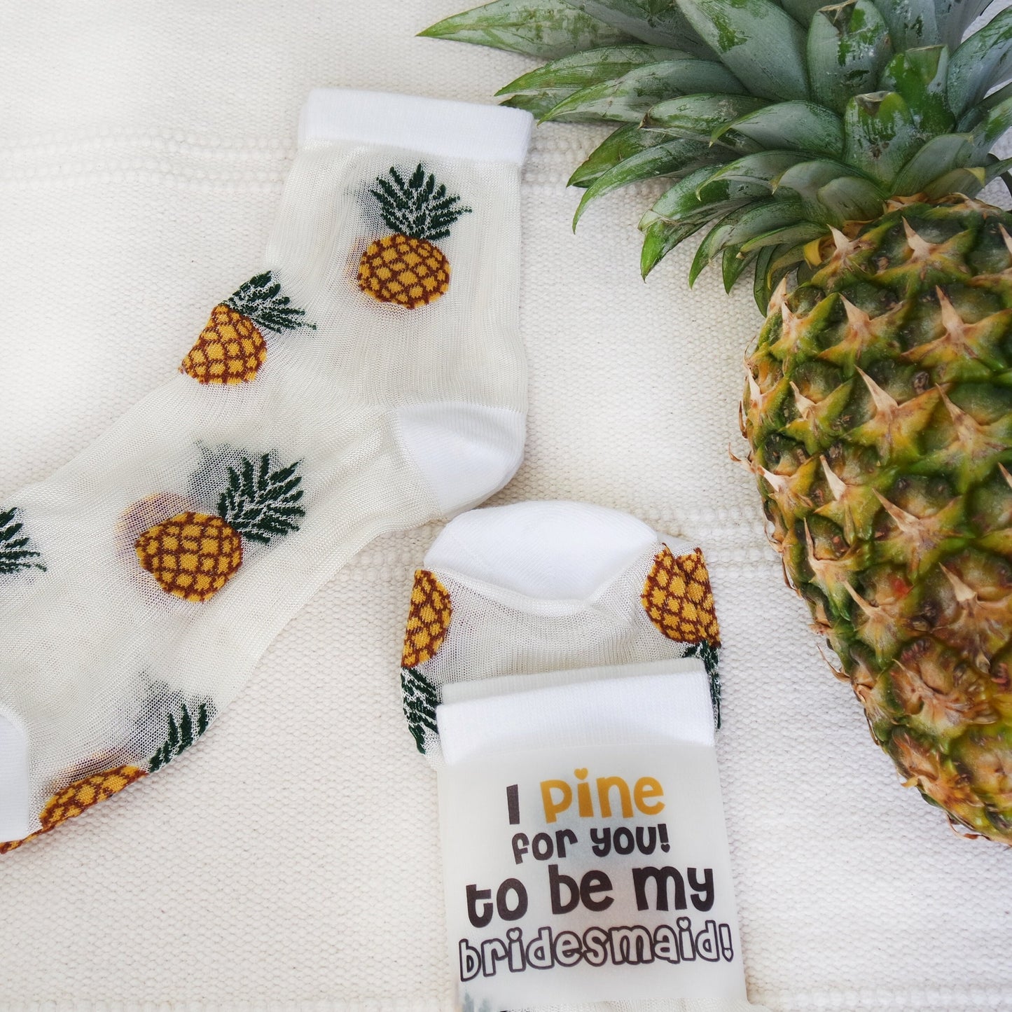 Pineapple Sock Favor, I Pine For you, Tropical Pineapple Bachelorette Party Favor, Bridesmaid Proposal, Aloha Bitches, Pineapple Themed Gift