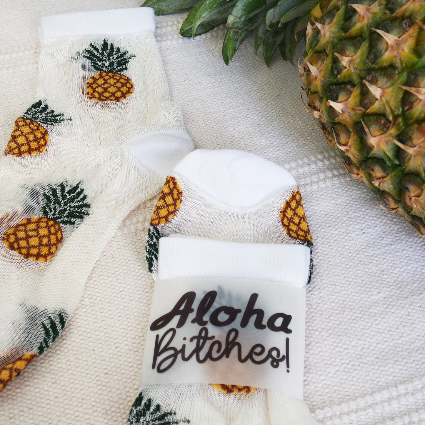 Pineapple Sock Favor, I Pine For you, Tropical Pineapple Bachelorette Party Favor, Bridesmaid Proposal, Aloha Bitches, Pineapple Themed Gift