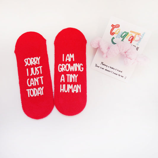 Pregnant Mom Gift, Growing a Tiny Human Pregnancy Gift, New Mom Gifts, Mom Socks, Mom Gifts, Expecting Mom, Baby Shower Gift, Mother's Day