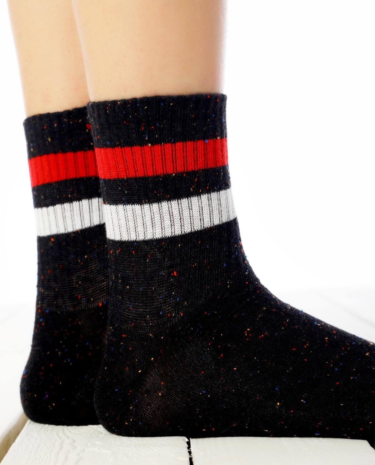 Women's White And Red/2 Stripe Black Socks
